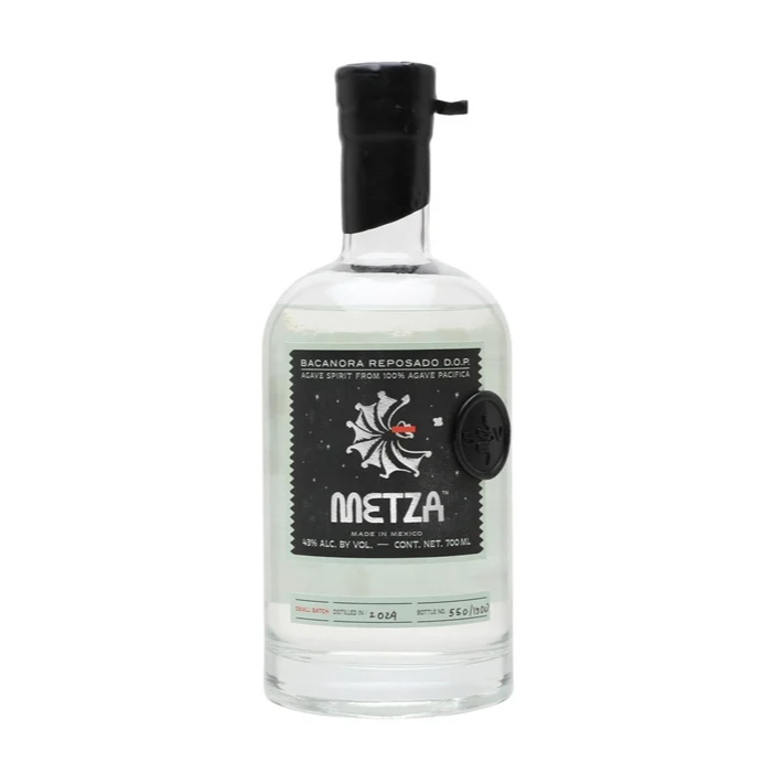 Ontdek Bacanora Metza Reposado, een gerijpte Mexicaanse agavedrank uit Sonora. Bestel online bij Cane & Grain of bezoek onze slijterij in het hart van Amsterdam.
