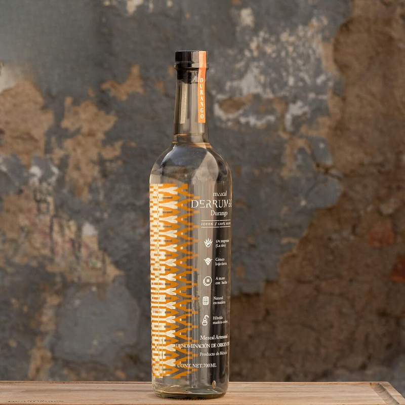 Mezcal Derrumbes Durango 45,1% is een heerlijke mezcal die wordt geproduceerd in de regio Durango in Noord-westelijk Mexico. 