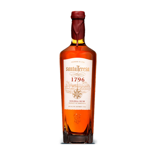 Rum Santa Teresa Solera 1796 ondergaat de spirit een "crianza" in grote Franse eiken vaten.