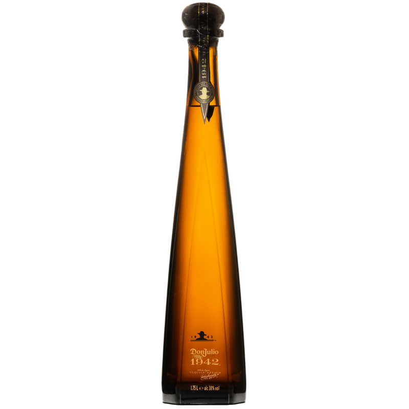 De tequila Don Julio 1942 Magnum 1.75 liter bevat tonen van karamel en pure chocolade. 