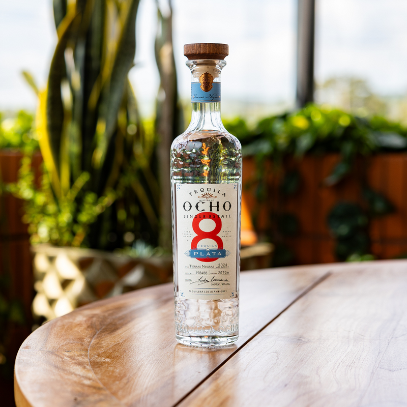 Ocho Blanco tequila is ongerijpt en heeft een levendige en zuivere smaak. 