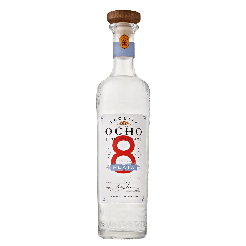 Ocho Blanco wordt gemaakt van 100% blue weber agave en onderscheidt zich door de 'single estate' uitgave.