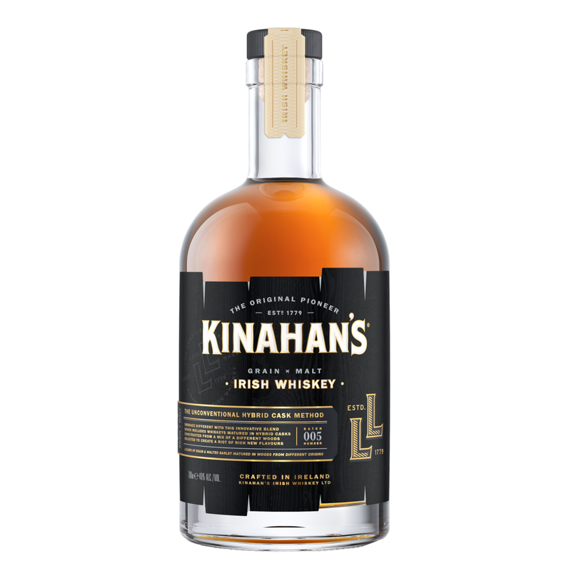 Kinahan’s KASC LL is een innovatieve Ierse whiskey uit de KASC PROJECT-serie, waarin traditionele rijping wordt gecombineerd met een unieke Hybrid Cask-methode.