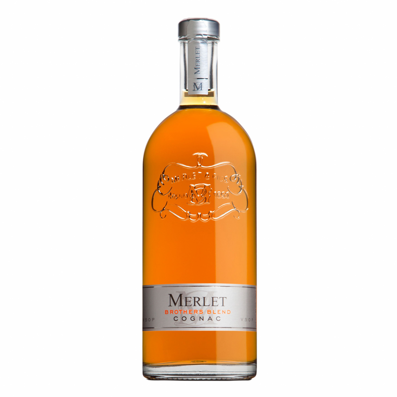 De Merlet Brothers Blend Cognac is een Franse gedistilleerde wijn met een krachtige en complexe smaak. 