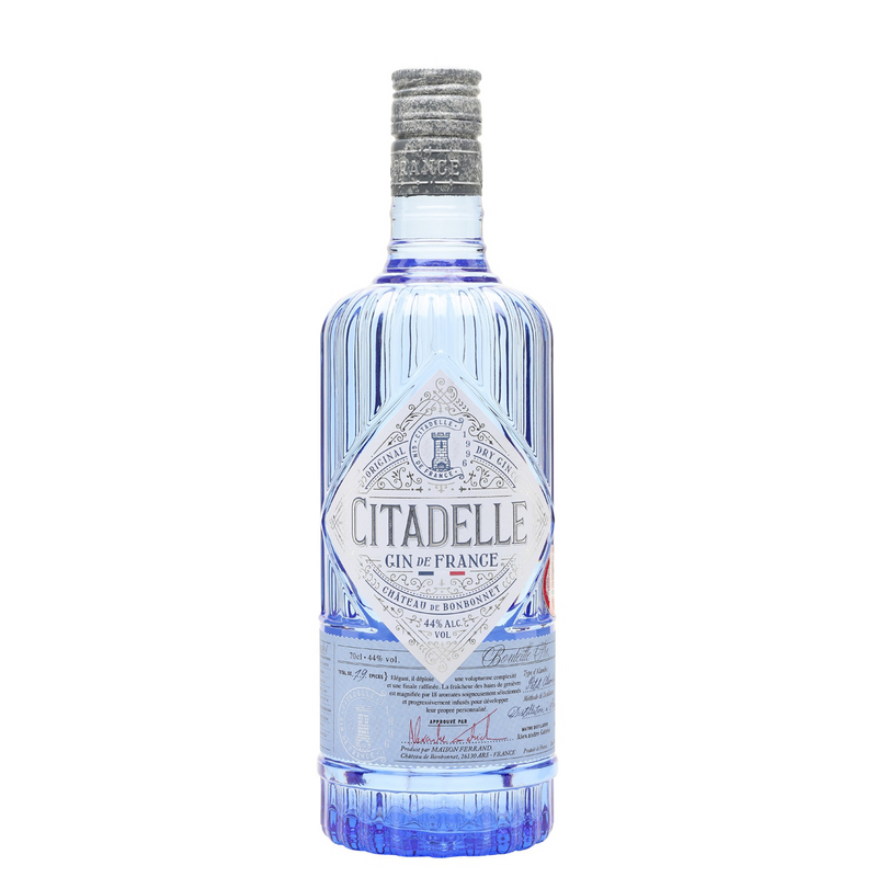 Je kunt nu Gin Citadel kopen in onze slijterij in Amsterdam West of hier online bestellen  