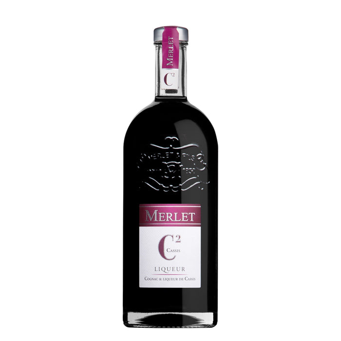 De Merlet C2 Cassis & Cognac Likeur is een Franse Likeur met een krachtige en fruitige smaak en een mooie balans tussen de bessen en cognac.