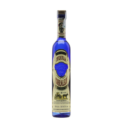 Corralejo Reposado is een tequila gemaakt van 100% blue weber agave met delicate aroma's van zoete vanille, peper, zout en honing.