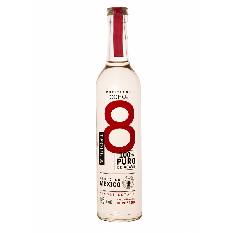 Ocho Reposado tequila wordt gemaakt van 100% blue weber agave en bevat de smaken van rijp fruit, caramel en vanille.