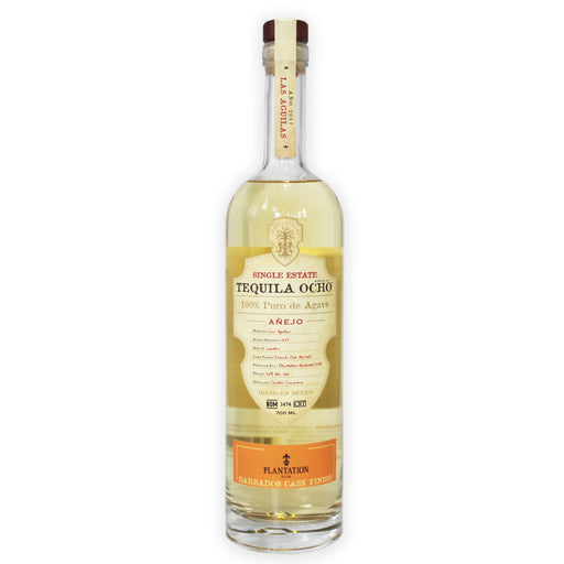 De Ocho Anejo Plantation Barbados Cask Finish is een tequila die gefinisht wordt op Franse eikenhouten vaten.