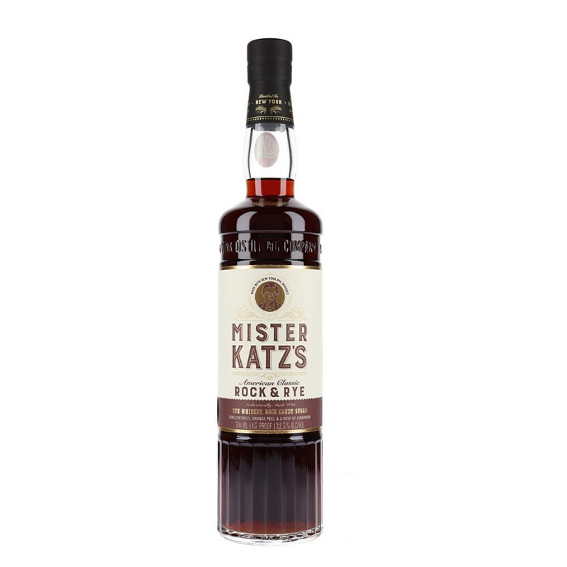 Mister Katz's Rock & Rye likeur is op smaak gemaakt met kandijsuiker, zure kersen, kaneel en citrus.