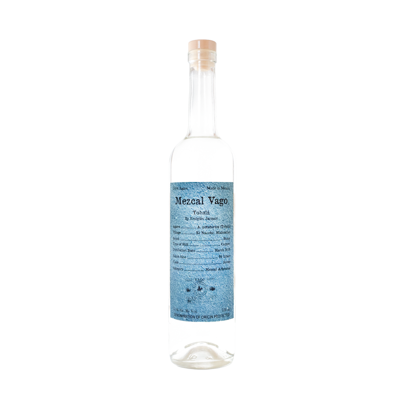 Mezcal Vago Tobalá Jarquin is een plantaardige drank met fruitige tonen van banaan en munt.