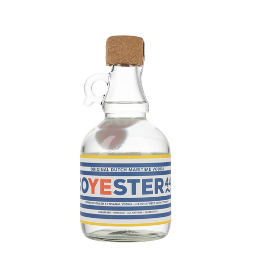 Je kunt nu Vodka Oyester44 kopen in onze slijterij in Amsterdam West of hier online bestellen  